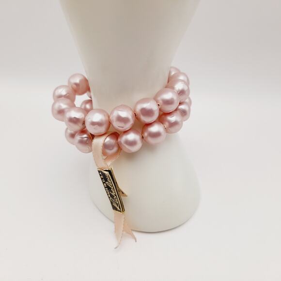 Vintage Richelieu Pink Memory Wire Bracelet, 1950s Original Tag - Picture 4 of 10